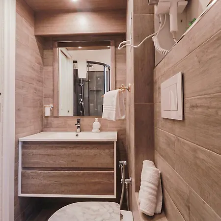 H11 Centodiciotto Centro - Апартаменты